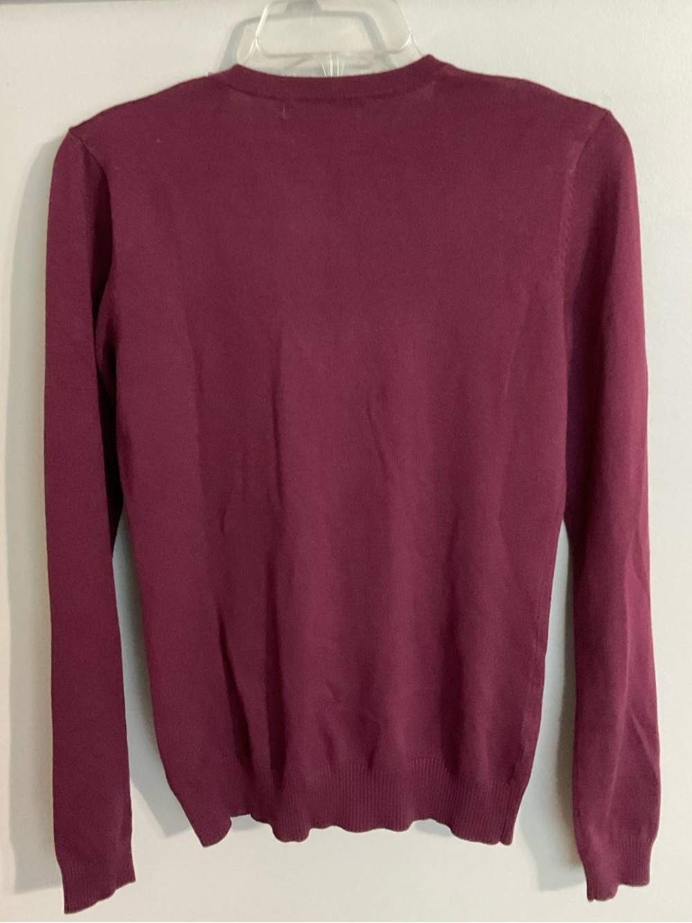 De Collection Plum V-Neck Button Front Long Sleeve Cardigan Medium - Picture 2 of 7